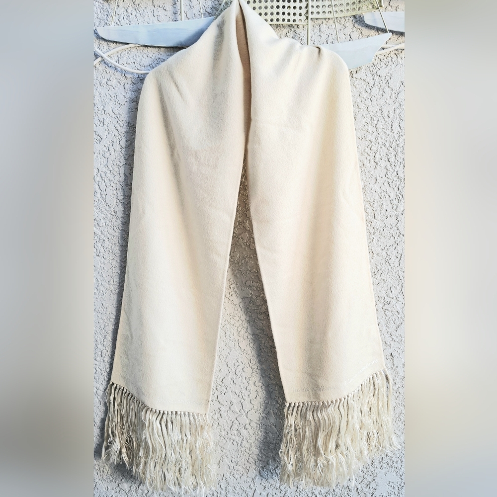 Baby Alpaca and Merinowool Ileana Castellanos Cream Fringe Scarf - Picture 2 of 8